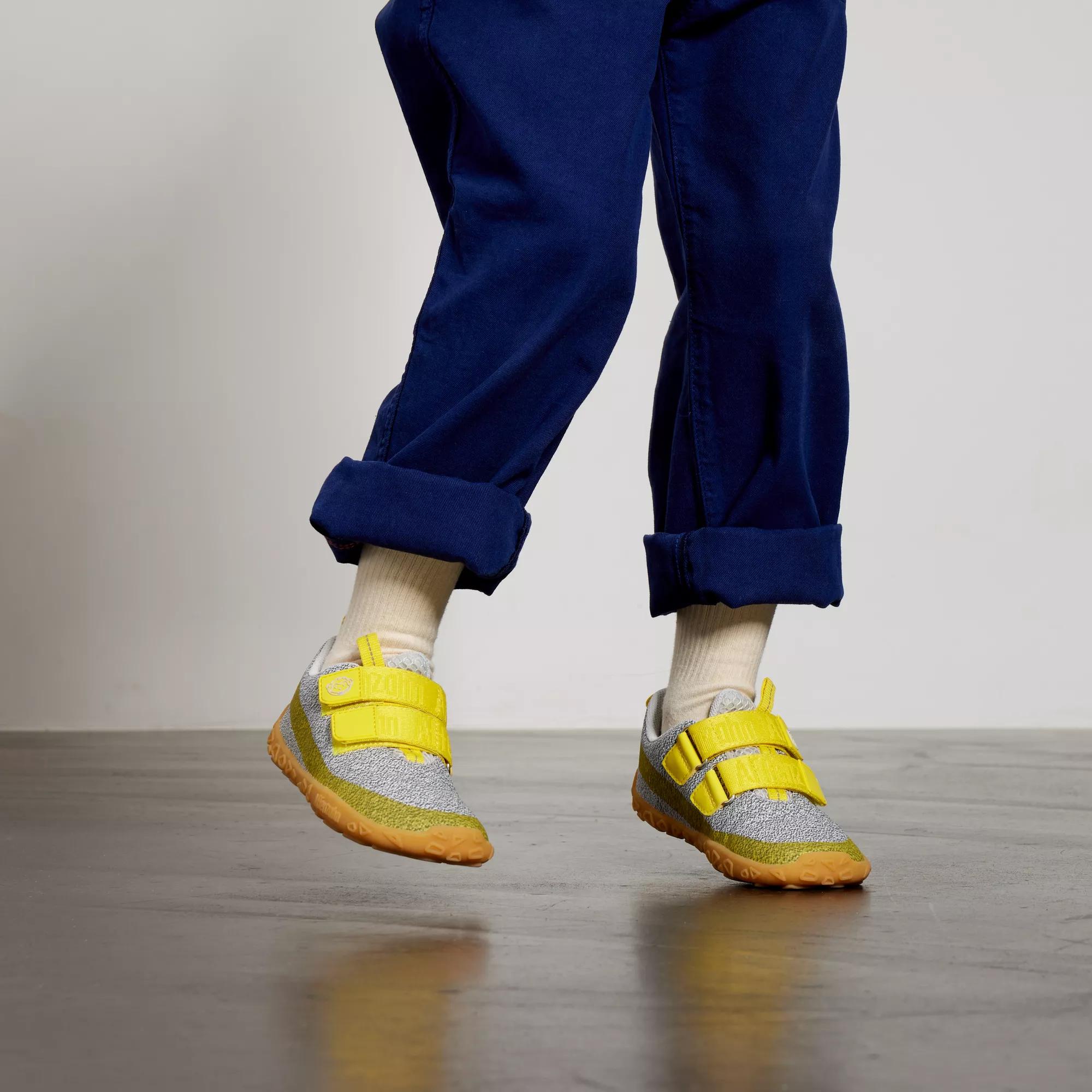 Affenzahn Mid Sneaker Vegan Dreamer – Leichter Barfußschuh Für Kinder, Größen 31-37 – Sommer & Übergangszeit, Buntes Design Mit Klettverschluss